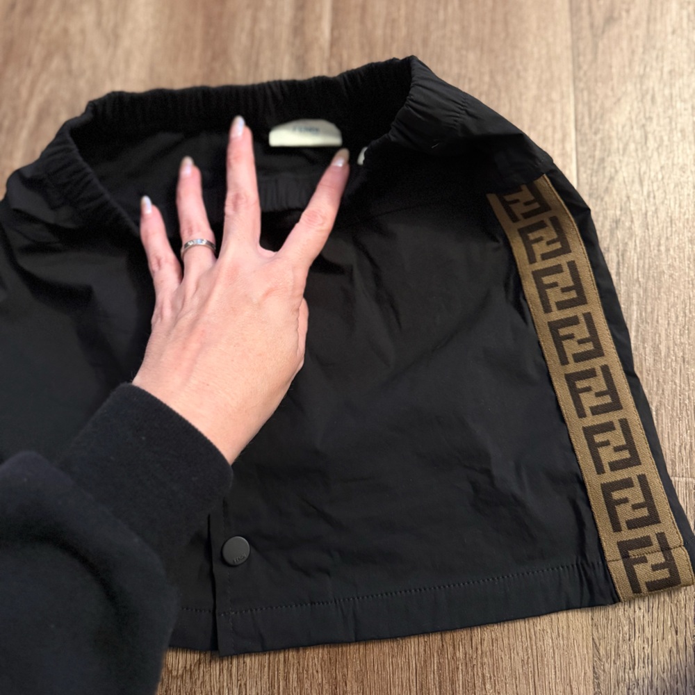 Fendi kids Black skirt with Brown Logo Trim 6A